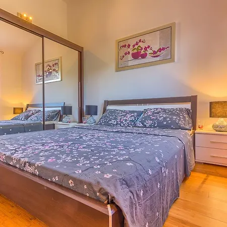 شقة Luxury Penthouse Kate *