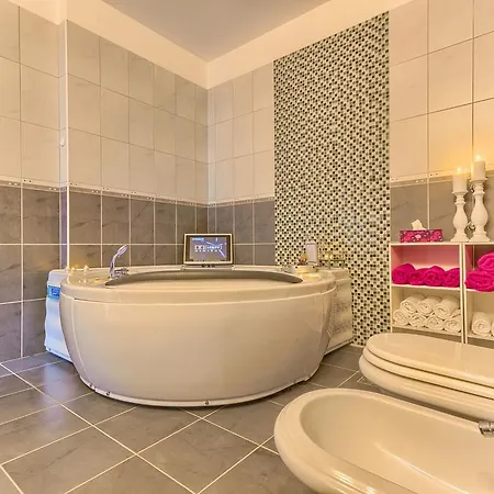 شقة Luxury Penthouse Kate *